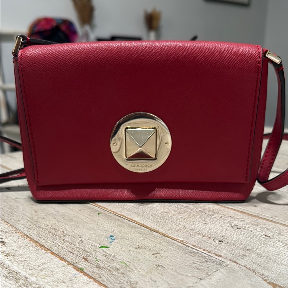 Kate Spade Newbury Lane Sally Saffiano Crossbody Bag Red WKRU3430